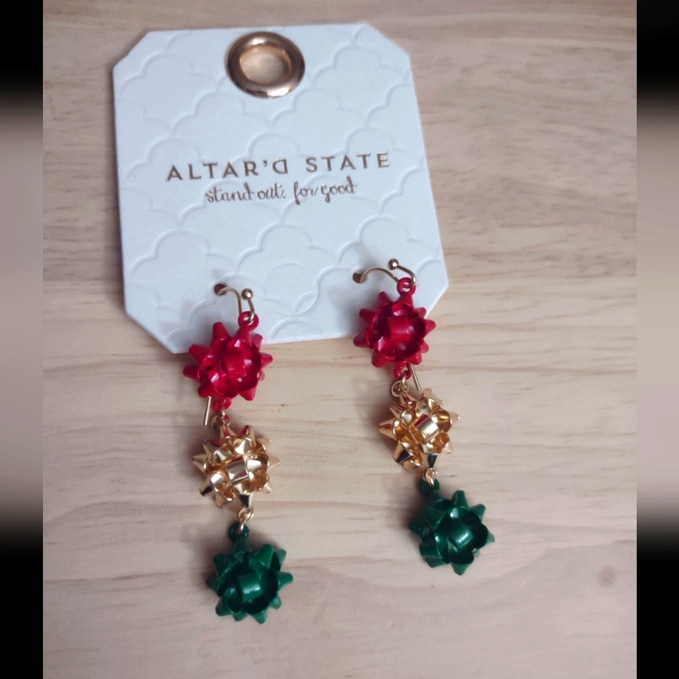 Altard State Christmas Gold Red Green Ribbon Gift Bow Charm Earrings 37$